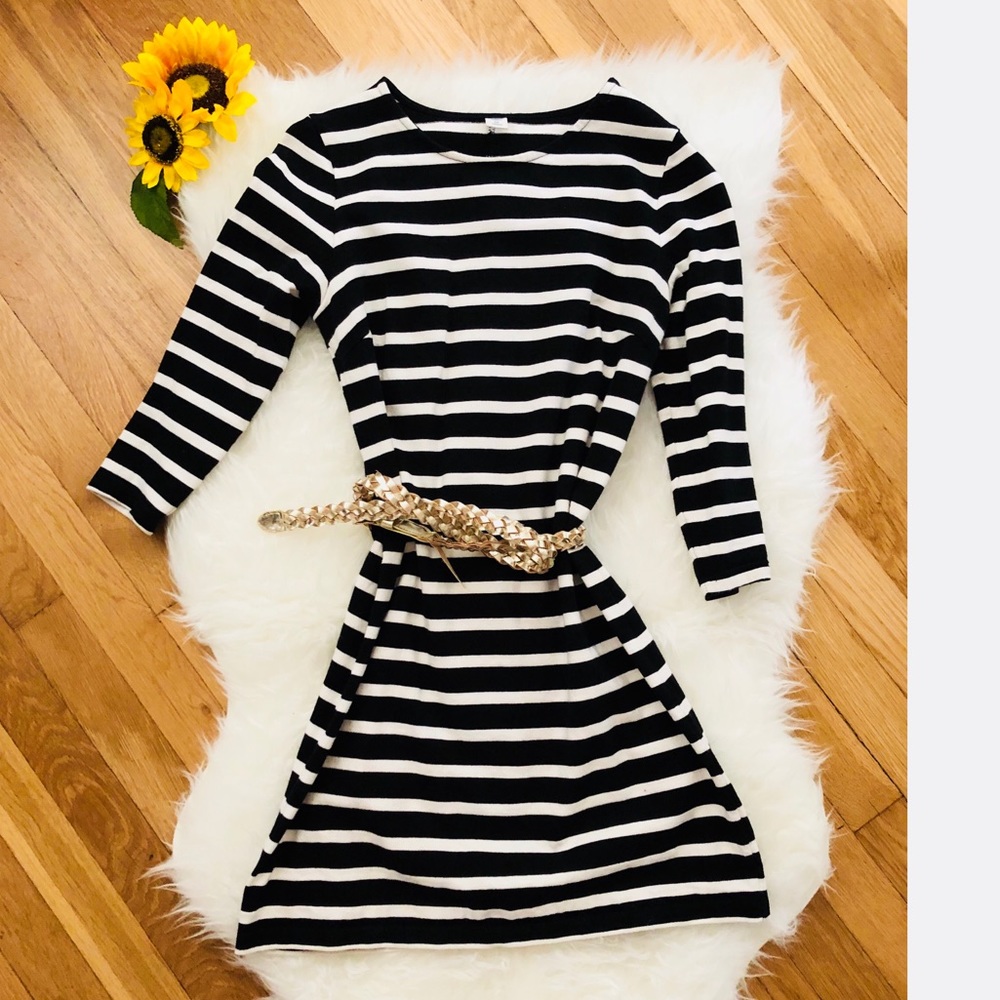 ✨host pick✨ b&w striped dress